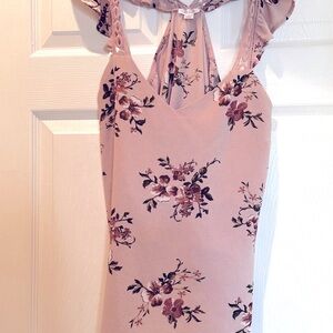 Sleeveless top with T back